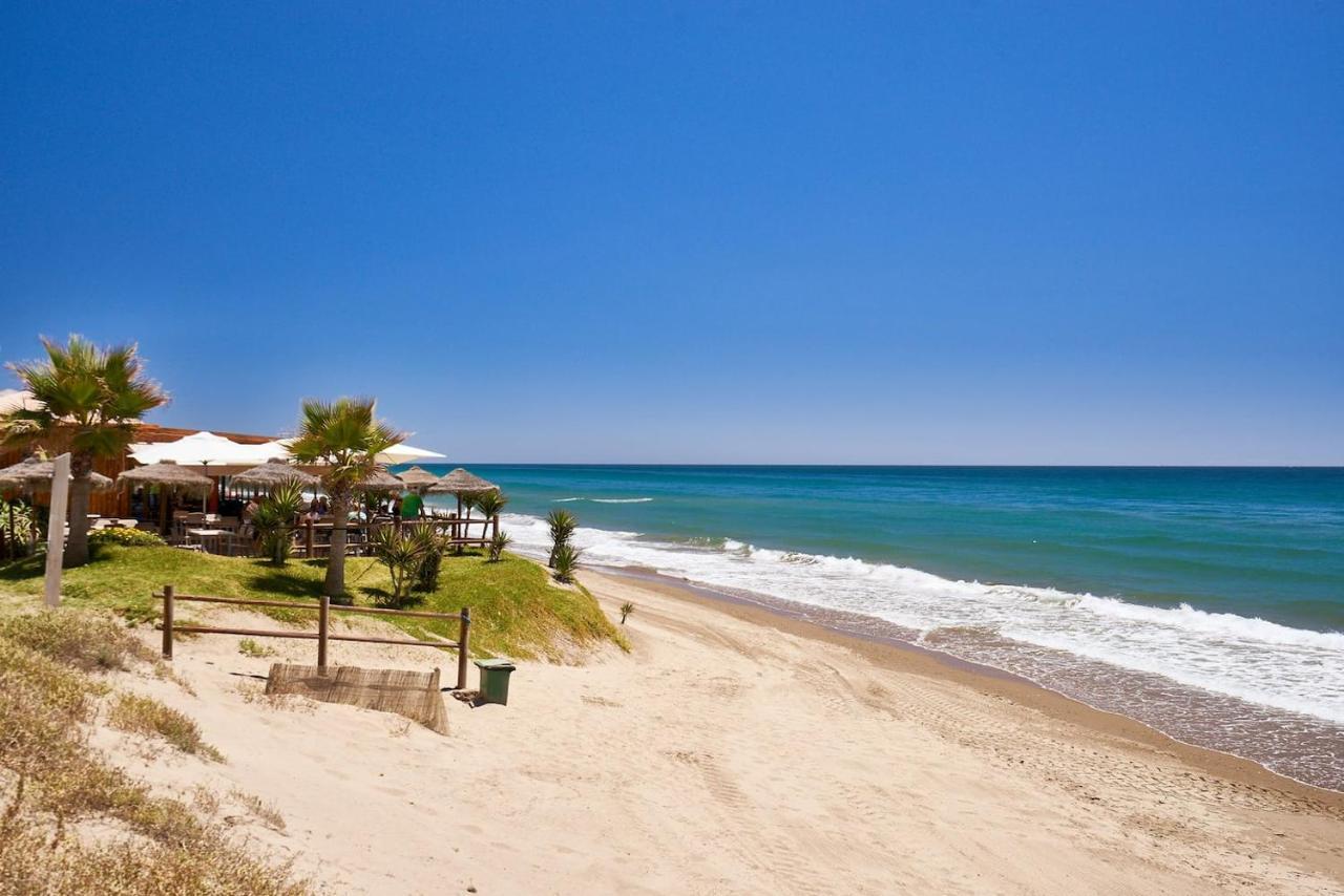 Oleholidays 226 Romana Playa Primera Linea De Mar Apartament Marbella
